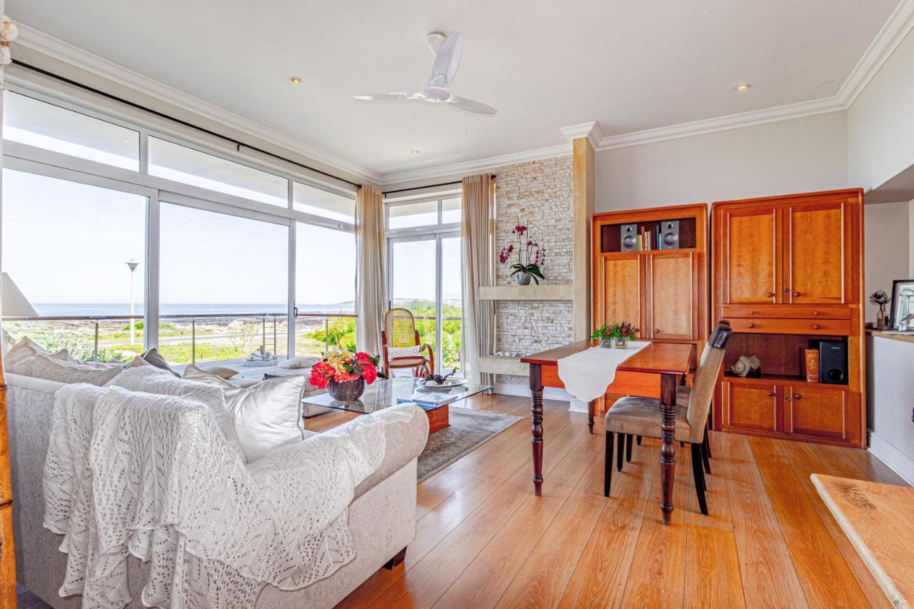 138 Marine Beachfront Guesthouse Hermanus Exterior photo