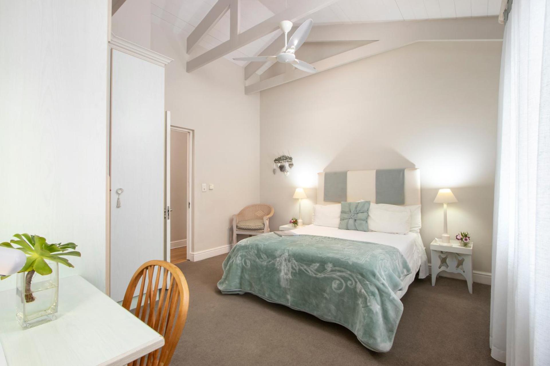 138 Marine Beachfront Guesthouse Hermanus Exterior photo