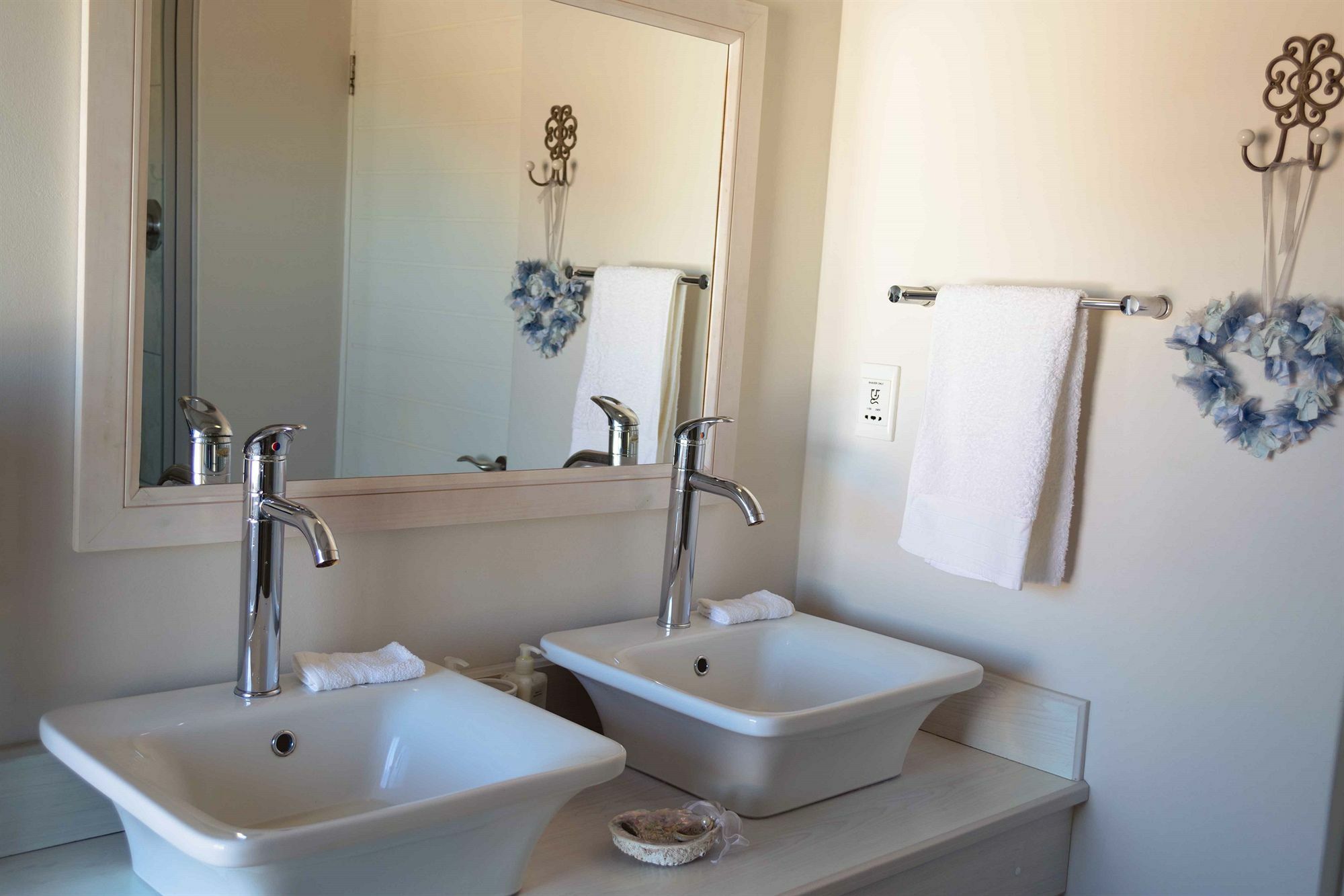 138 Marine Beachfront Guesthouse Hermanus Exterior photo